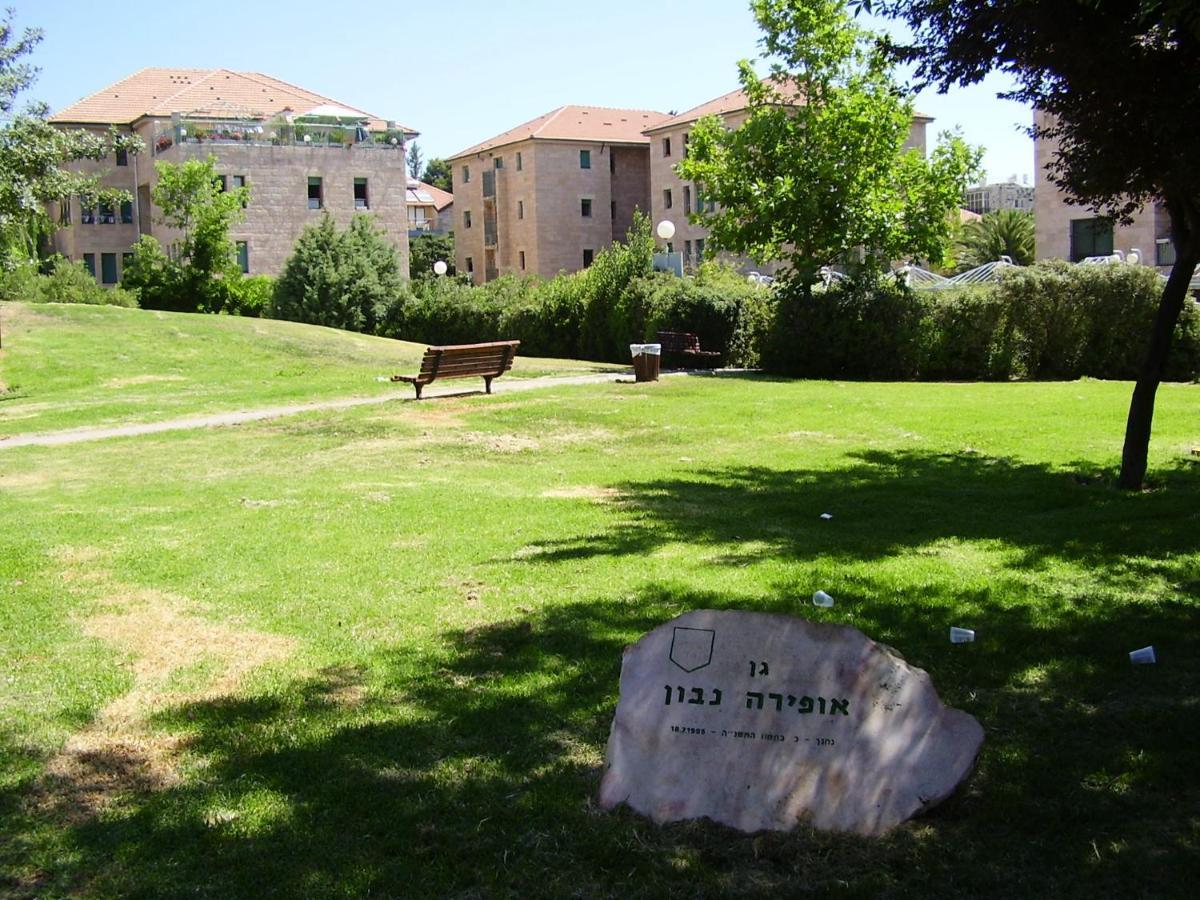 A Private Luxurious Villa In The German Colony! Jerusalem Exterior foto